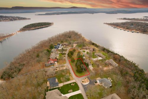 148 Water Point Ln, Branson West, MO, 65737-7436 | Card Image