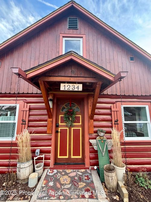 1234 Main St, Meeker, CO, 81641-3328 | Card Image