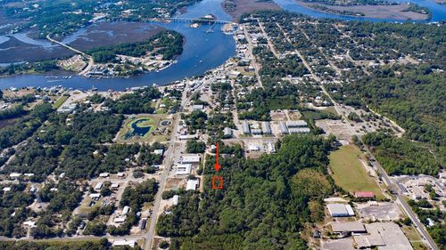 Lot 17 Se 7th St, Carrabelle, FL, 32322-3121 | Card Image