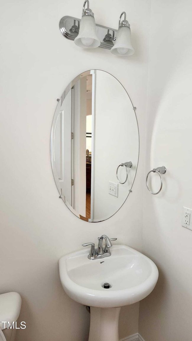 Half Bath | Image 28