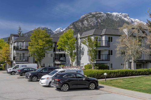 304-40140 Willow Crescent, Squamish, BC, V8B0M1 | Card Image