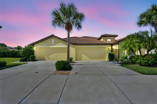 5404 Sunset Falls Dr, APOLLO BEACH, FL, 33572-3140 | Card Image