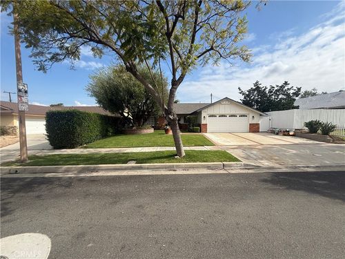 2705 E Jacaranda Avenue E, Orange, CA, 92867 | Card Image