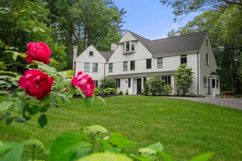 153 Ridgeway Rd, Weston, MA, 02493-2724 | Card Image