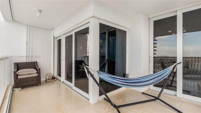 APT-2801 - 1370 Ocean Blvd, Condo with 2 bedrooms, 3 bathrooms and null parking in Pompano Beach FL | Image 31