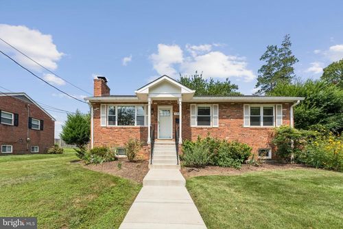 109 Falls Ave, FALLS CHURCH, VA, 22046-2419 | Card Image