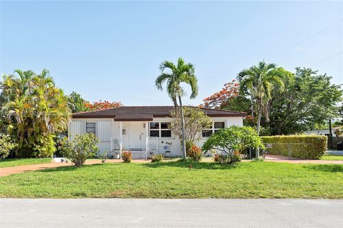6801 Sw 27th St, Miami, FL, 33155-2915 | Card Image