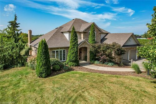 4550 Victoria Ave, Vineland Station, ON, L0R2E0 | Card Image