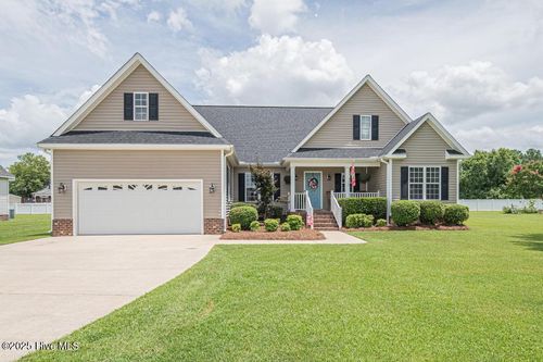 3961 Ne College St, Ayden, NC, 28513-7123 | Card Image