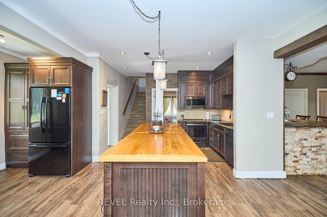 9695 Grassy Brook Rd, House other with 4 bedrooms, 3 bathrooms and 15 parking in Port Robinson ON | Image 22