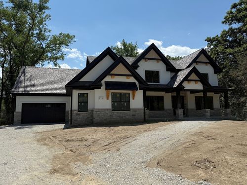 213 Northampton Ln, Lincolnshire, IL, 60069-2400 | Card Image