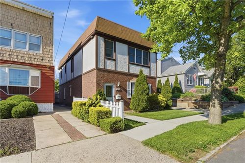 125-11 7th Ave, College Point, NY, 11356-1211 | Card Image