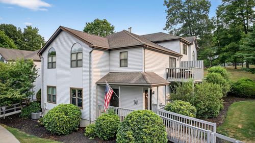 54 Bonney Ct, Monroe, NY, 10950-3945 | Card Image