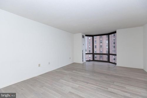 apt-14m-2020 Walnut St, PHILADELPHIA, PA, 19103-5681 | Card Image