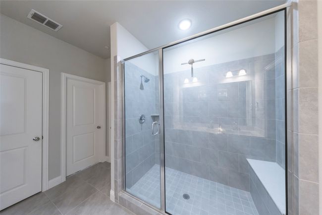 1571 Windermere Way, Townhouse with 3 bedrooms, 3 bathrooms and null parking in Farmers Branch TX | Image 14