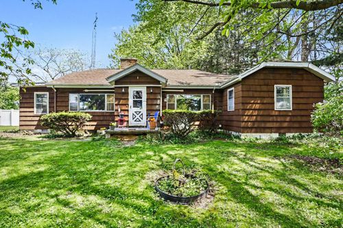 3633 Lakeshore Dr, Saint Joseph, MI, 49085-2927 | Card Image