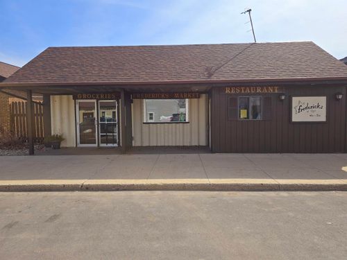 303 Main St, Royal, IA, 51357 | Card Image