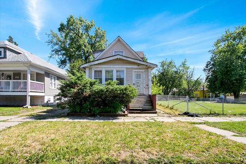 321 W 114th St, Chicago, IL, 60628-4107 | Card Image