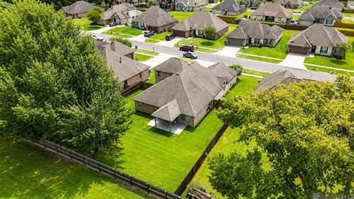 6707 Royal Oaks Ct, Zachary, LA, 70791-7483 | Card Image