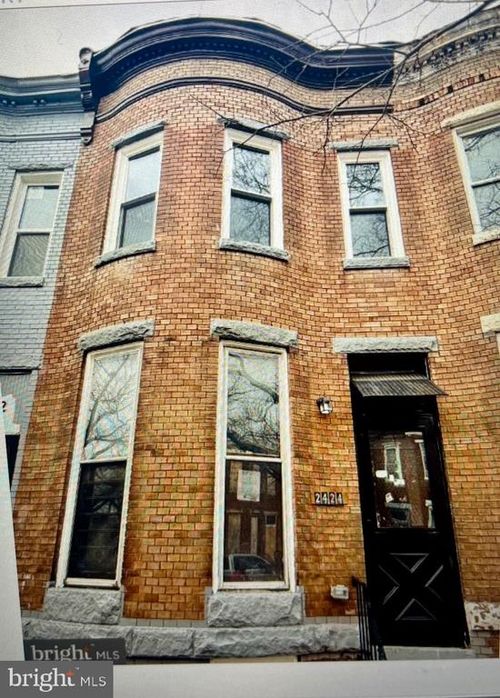 2424 Woodbrook Ave, BALTIMORE, MD, 21217-1742 | Card Image