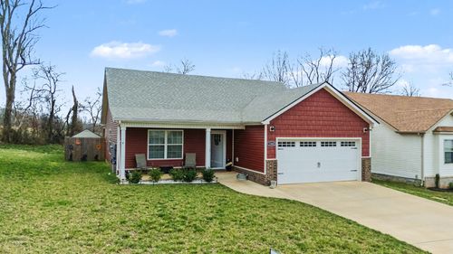 1268 Cardinal Creek Dr, Clarksville, TN, 37040-2772 | Card Image