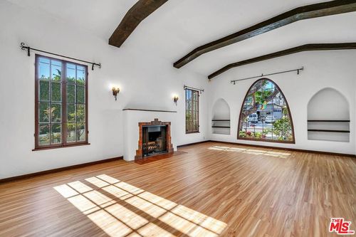10630 Wellworth Ave, Los Angeles, CA, 90024-5169 | Card Image