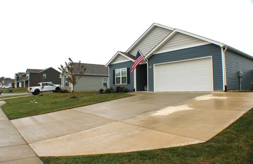 4026 Wesoga Dr, Dandridge, TN, 37725-4575 | Card Image