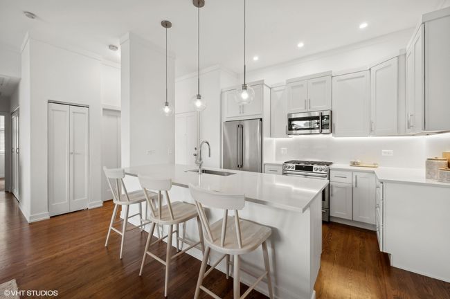 APT-414 - 1350 W Fullerton Ave, Condo with 2 bedrooms, 2 bathrooms and 1 parking in Chicago IL | Image 6