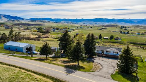 124 Cloud Peak Dr, Buffalo, WY, 82834-9306 | Card Image