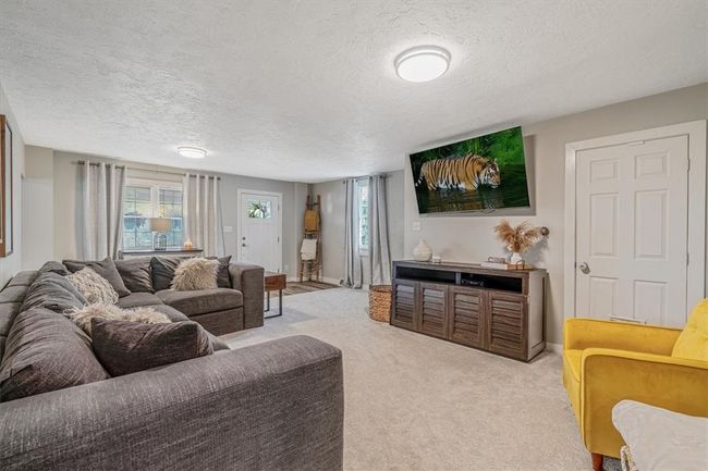 126 Scholl Ln, House other with 3 bedrooms, 3 bathrooms and 2 parking in Rostraver Township PA | Image 16