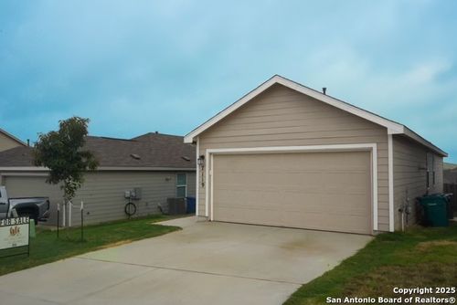 7119 Satellite Way, San Antonio, TX, 78252-4678 | Card Image