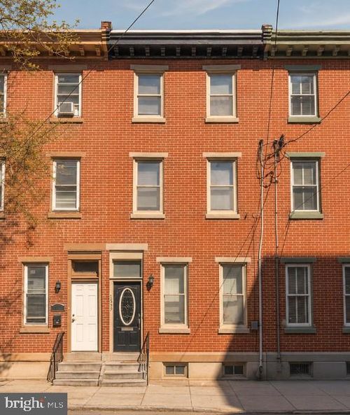 1537 Swain St, PHILADELPHIA, PA, 19130-2915 | Card Image