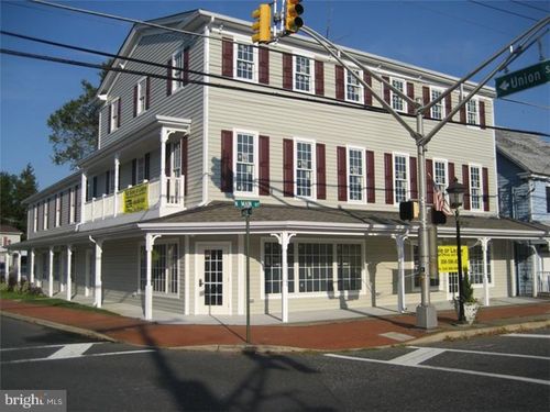 105-2 N Main St, MEDFORD, NJ, 08055-2460 | Card Image