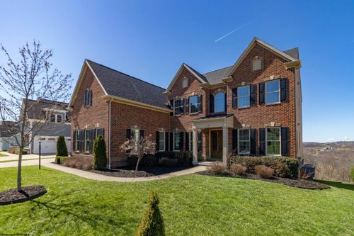 108 Falling Water Ln, Morgantown, WV, 26508-4547 | Card Image
