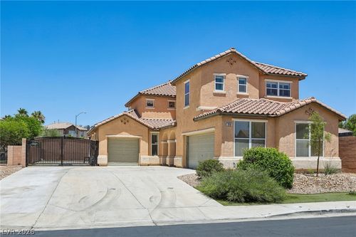 2816 Big Mountain Ave, North Las Vegas, NV, 89081-6427 | Card Image