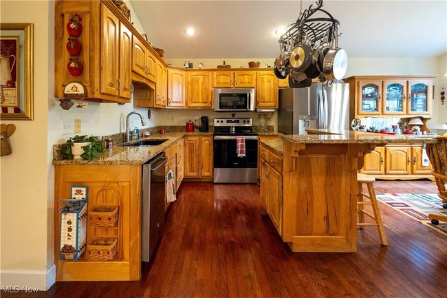 42 Turnberry Ln, Condo with 3 bedrooms, 2 bathrooms and null parking in Parkersburg WV | Image 7