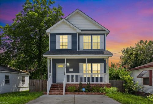 308 N 5th St, Suffolk, VA, 23434-3404 | Card Image