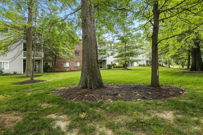 710 Carrington Pl, Condo with 2 bedrooms, 2 bathrooms and null parking in Loveland OH | Image 33