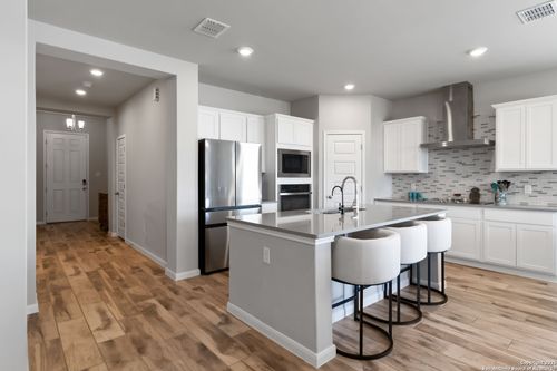 3804 Tripps Pl, Seguin, TX, 78155-3580 | Card Image