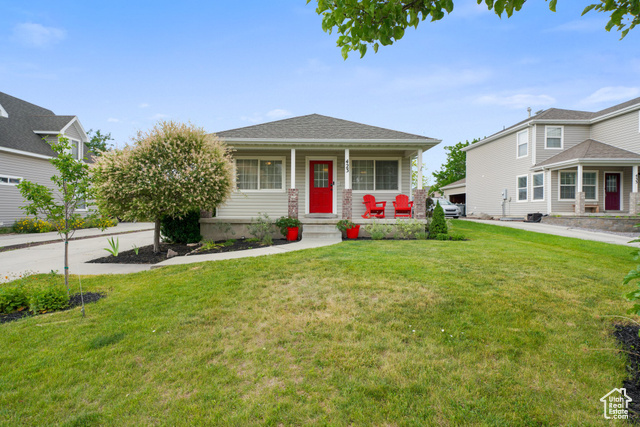 Plum Pl, Saratoga Springs, UT 84045