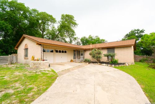 12714 Moss Hollow St, Live Oak, TX, 78233-2727 | Card Image