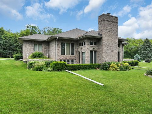 2132 Esquire Ln, Mount Pleasant, WI, 53406-2396 | Card Image