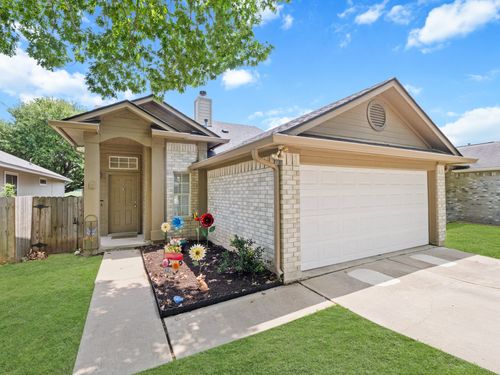 21401 Grand National Ave, Pflugerville, TX, 78660-7672 | Card Image