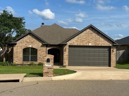 1400 Santa Cruz, Longview, TX, 75601 | Card Image