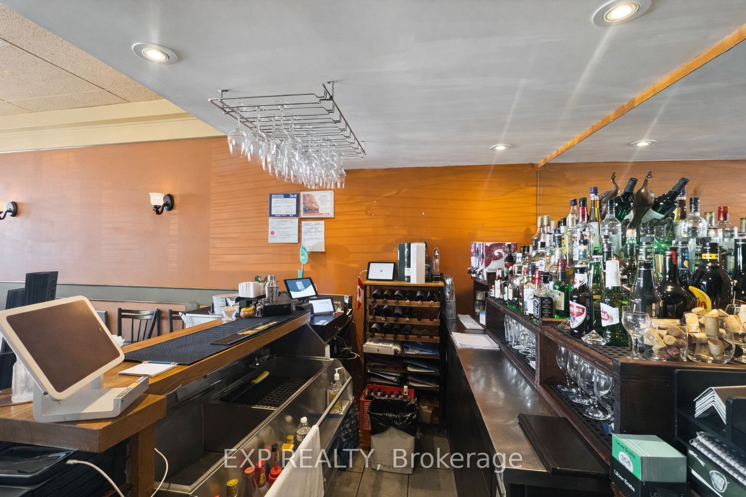 Commercial Sale in Britannia Heights - Queensway Terrace N and Area 5
