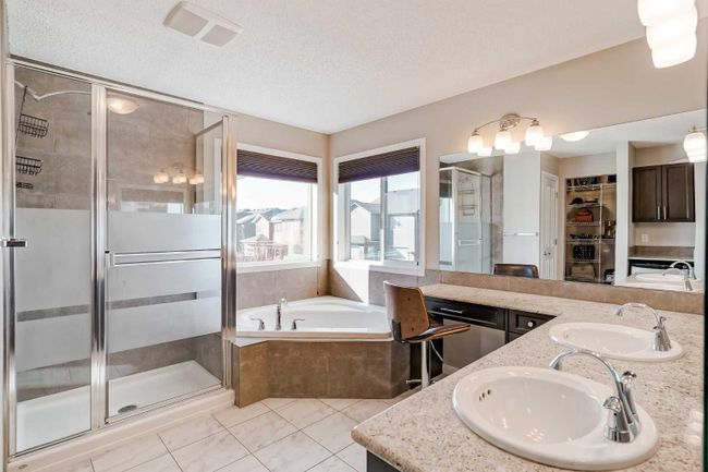 168 Cougar Ridge Manor Sw, Home with 4 bedrooms, 3 bathrooms and 4 parking in Calgary AB | Image 22