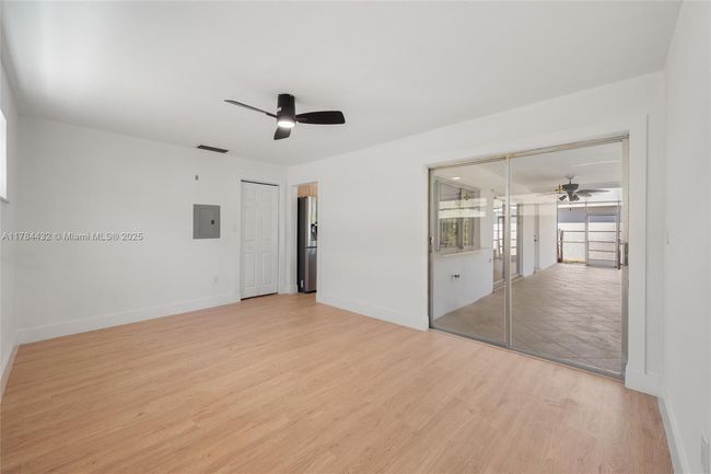 3833 Sw 67 Th Ter, House other with 4 bedrooms, 2 bathrooms and null parking in Miramar FL | Image 17