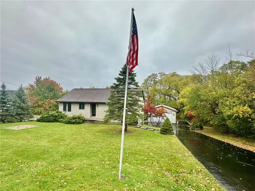 6051 East Lake Road, Owasco, NY, 13021 | Card Image