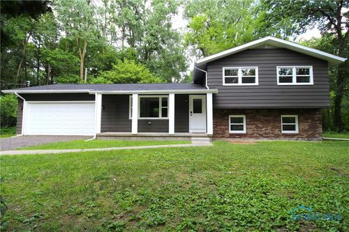 630 N Schwamberger Rd, Holland, OH, 43528-8705 | Card Image