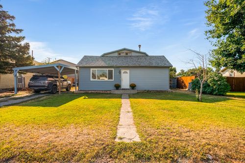 407 W 2nd Ave, Big Timber, MT, 59011-7930 | Card Image